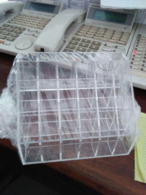 Acrylic Tempat Lipstik Ukuran Kotak 2cm, T24