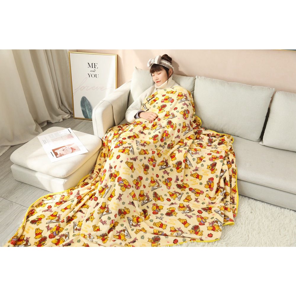 SELIMUT WINNIE THE POOH MELODY BLANKET IMPOR