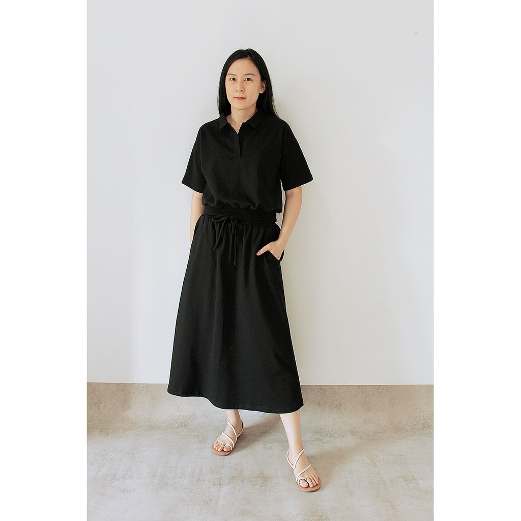 

Everyday Set in Black Dotdtails - Setelan kaos kerah wanita
