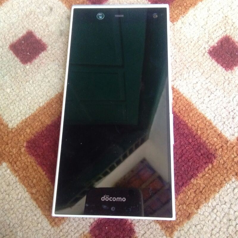 HP ram 3GB jaringan 4G termurah arrows fujitsu f02h