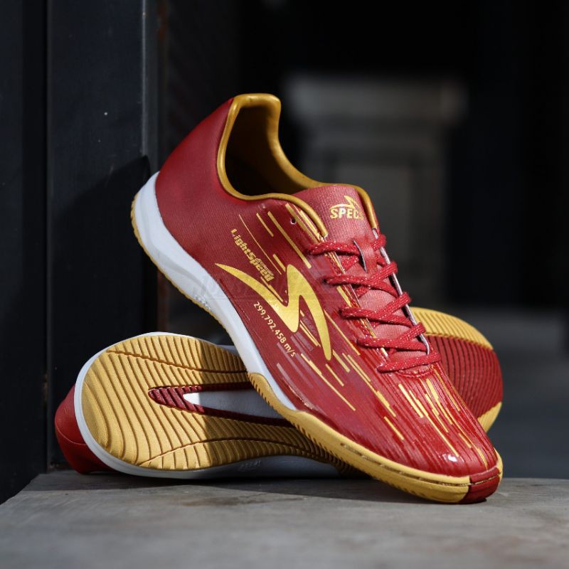 Specs Sepatu Futsal Accelerator Lightspeed Reborn In - Maroon Red/Metalic Gold