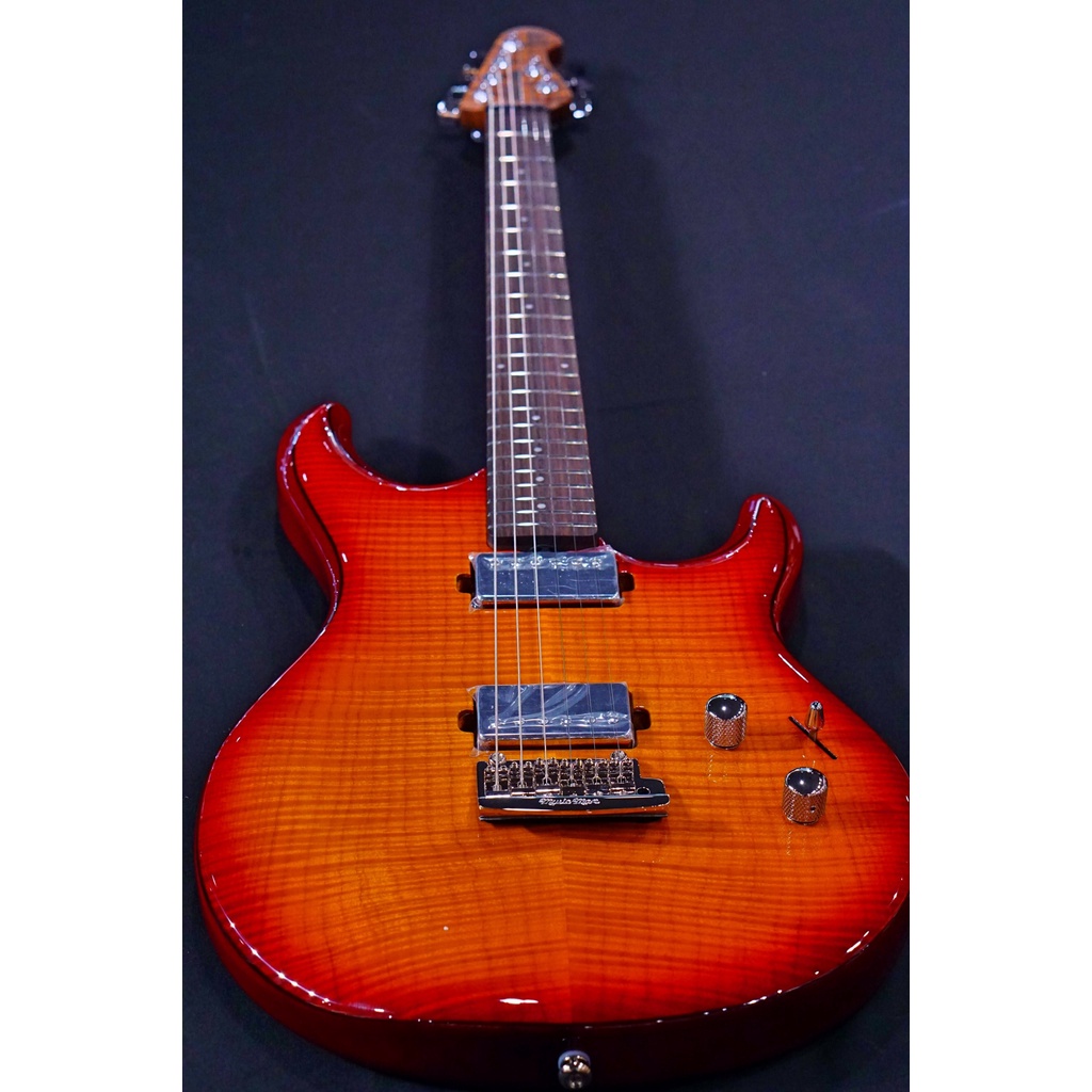 Ernie Ball Music Man Luke III HH - Cherry Burst Flame G98023