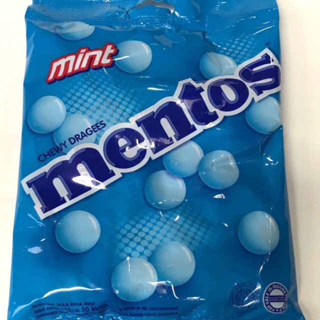 

PERMEN MENTOS MINT 135gr 135 gr 1 bungkus isi 50 pcs butir - chewy dragees grosir biru min candy