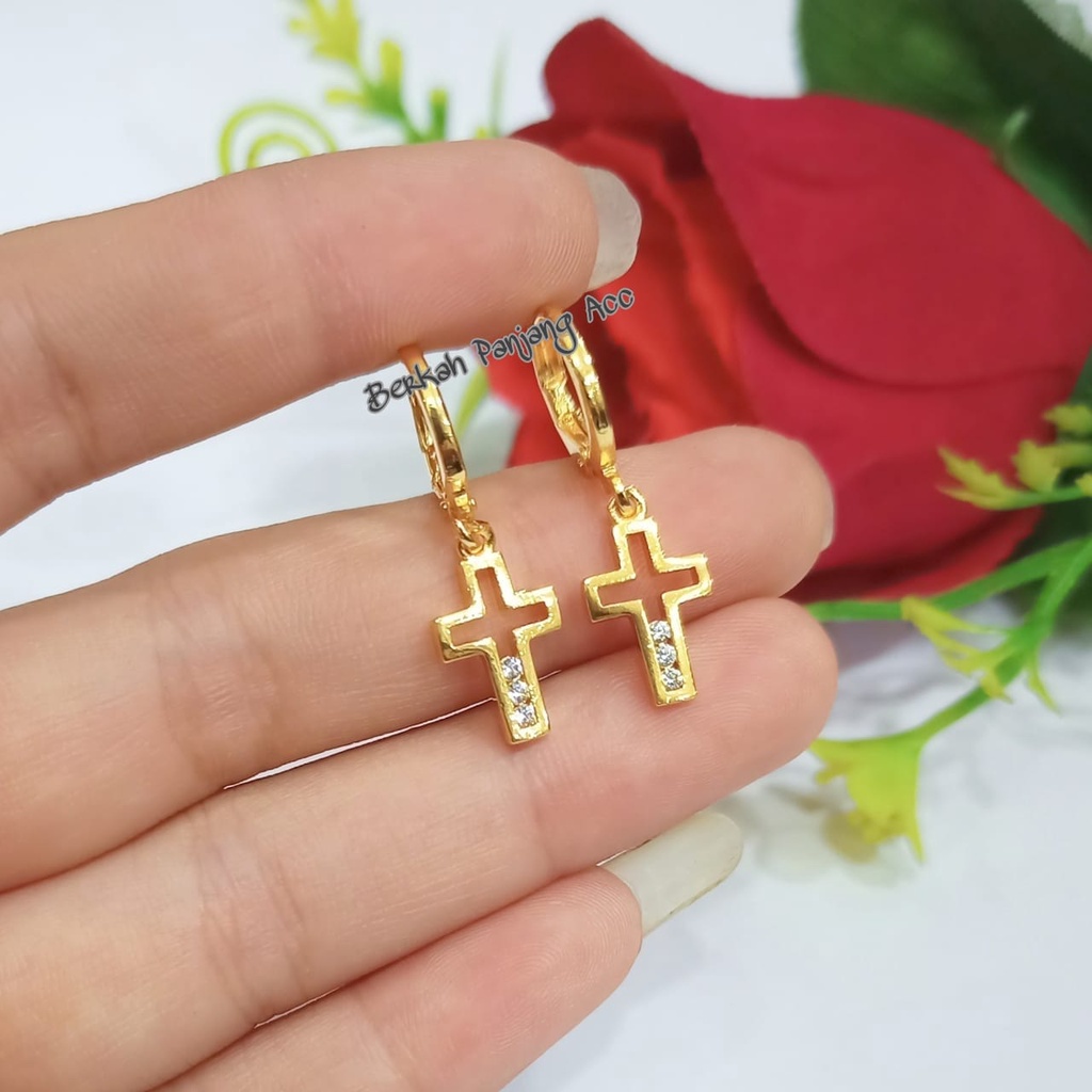 ANTING CLIP JURAI PERMATA SALIB KASUAL ANTI KARAT PERHIASAN EMAS KOREA