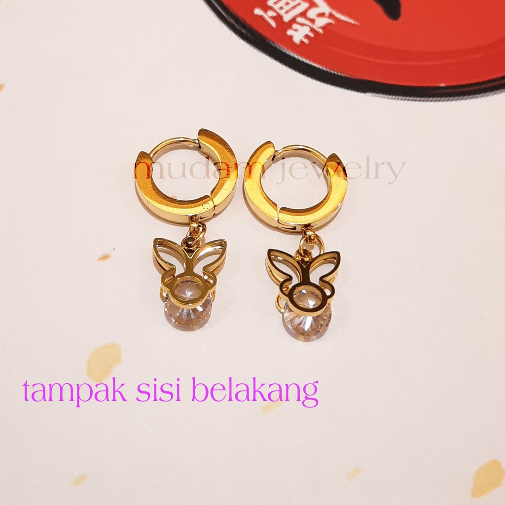 Anting Jepit Titanium Juntai Kupu - Kupu Hollow Dengan Diamond Artifisial