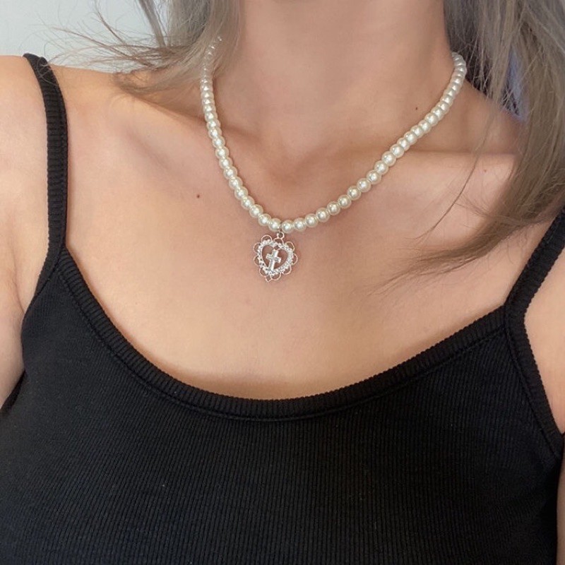 RACHEL NECKLACE - kalung mutiara pearl vivienne westwood choker aesthetic