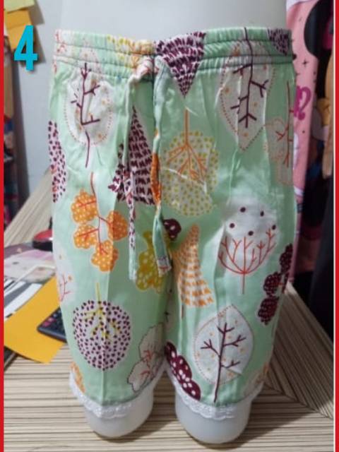 Celana Pendek Anak Cewek Motif Renda Celana Santai Celana Harian Size M 3-4thn