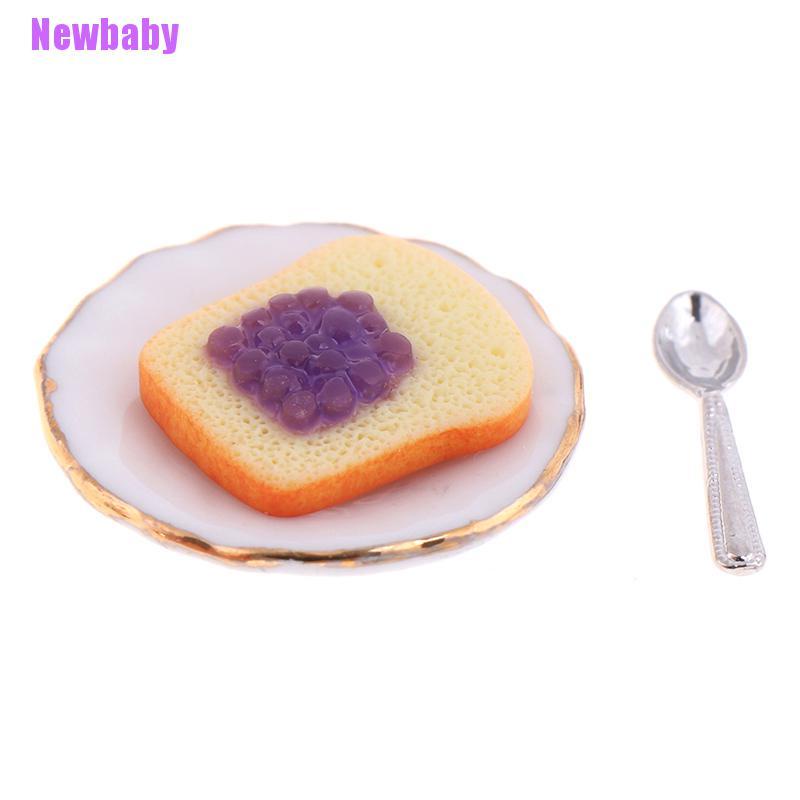 (Newbaby) 3pcs / set Miniatur Piring + Sendok Roti Panggang Skala 1: 12 Untuk Aksesoris Rumah Boneka
