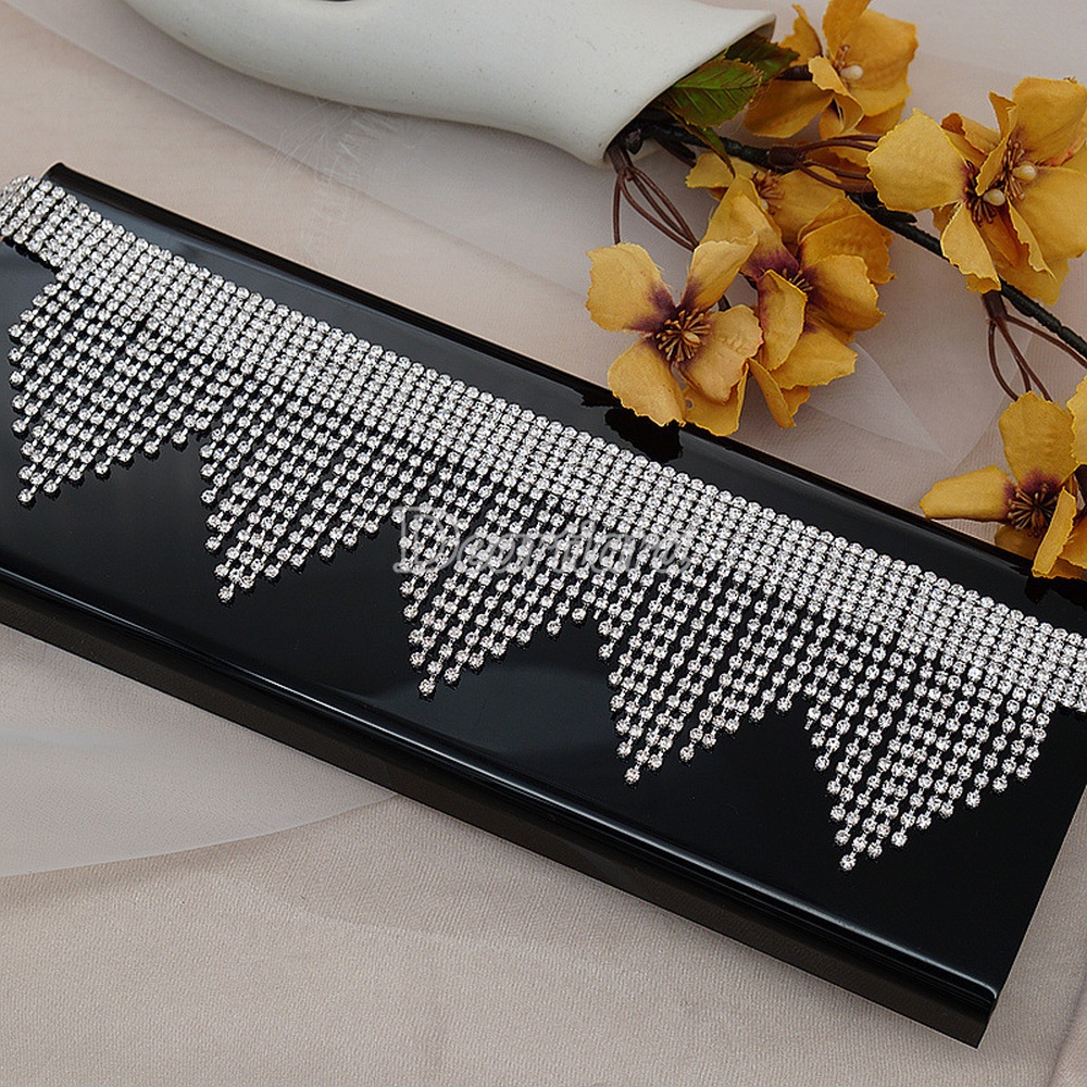 Set Kalung Anting Rumbai Berlian Imitasi Untuk Pesta Makan Malam