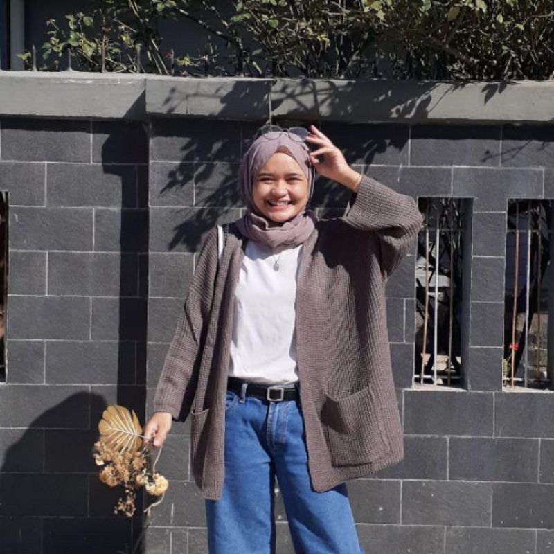 LOOCY CARDY 12 GET / Kardigan Rajut Oversize / Cardie Outher / Loocy Pocket Cardie 12 Get /  Kardigan Rajut Rajut Wanita-ABU TUA