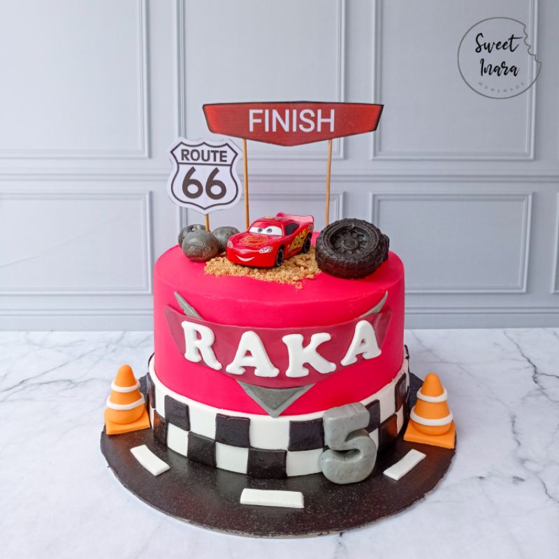 

KUE ULANG TAHUN MOBIL CARS MCQUEEN/ CARS BIRTHDAY CAKE 18CM