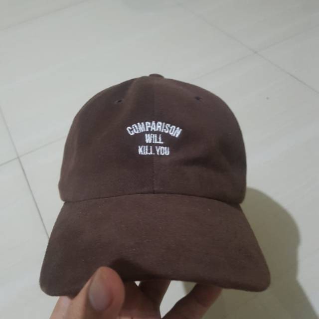 Topi Polo Cap Rattle