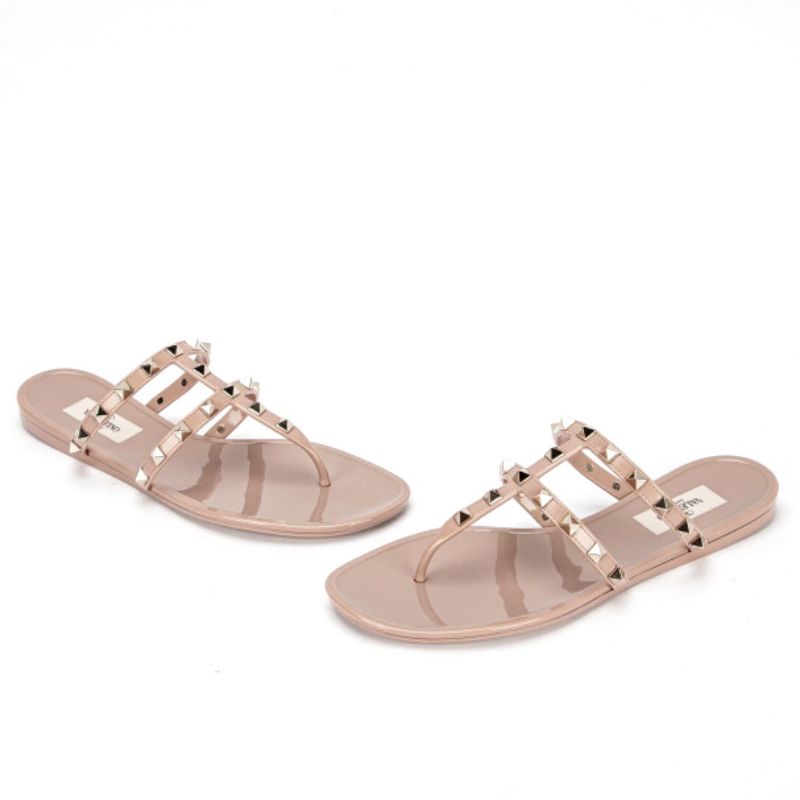 Valentino Rockstud Thong T Sandal Poudre