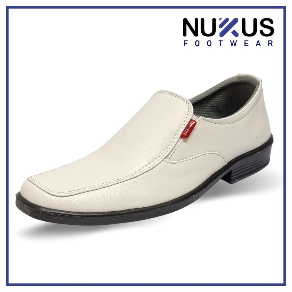 Nukus Sepatu Pria Pantofel Putih - B02 M