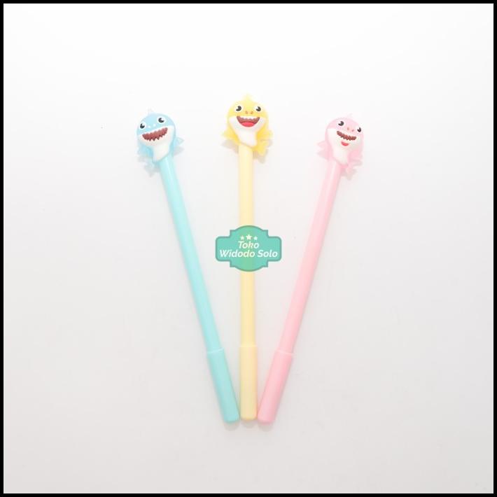 

Pulpen Gel Hitam Baby Shark Hiu Lucu 1 Buah