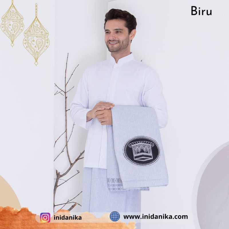 PaketSajadah Raya dan Sarung Motif layangan