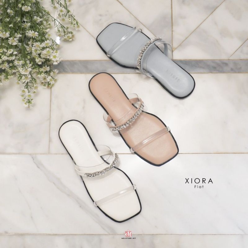 Damelia Xiora Flat Wanita