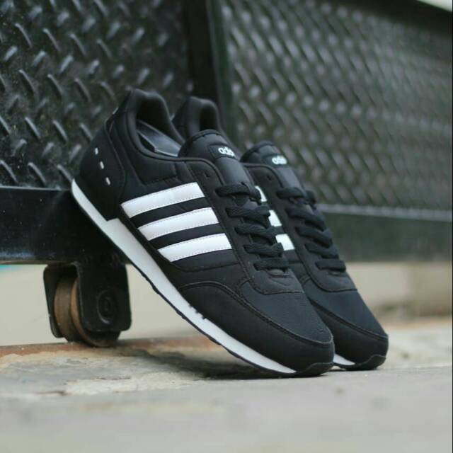 adidas cloudfoam city racer