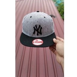 topi snapback new era x MLB NY preloved