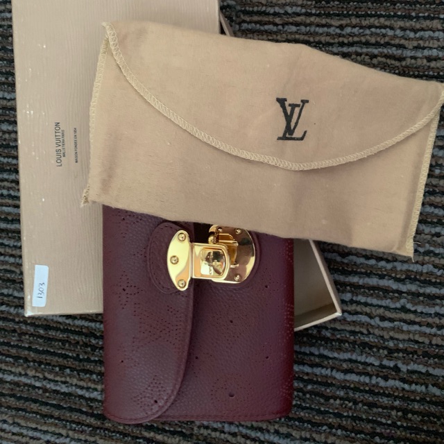 LV Mahina Wallet