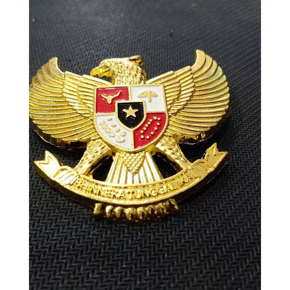 Pin Garuda 6cm / Pin Embos Garuda 5cm / Pin Garuda 4cm / Pin Garuda 3cm