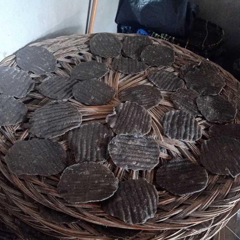 

KELEMPANG (MAKANAN KHAS DARI SUMATERA SELATAN)