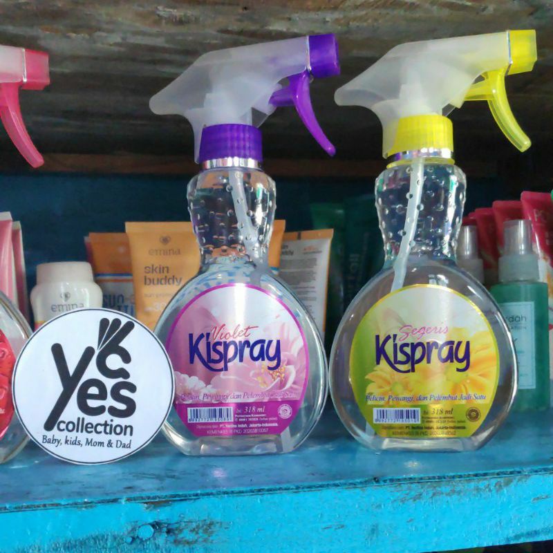 Kispray Botol 318 ml Spray Pelicin pewangi pelembut 3in1 siap Pakai kispre Anti Kuman Biru Bluis Merah Amoris Ungu Violet Kuning Segeris