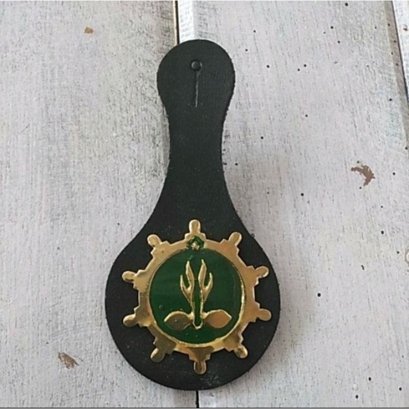 Tanda jabatan DKC Kuningan lapis resin hijau