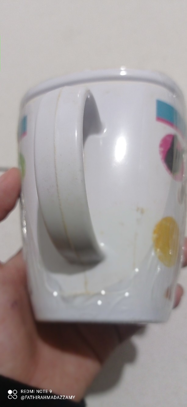 Onyx Cangkir Segi + Tutup / Square Mug + Cover Shaun The Sheep 340 Ml