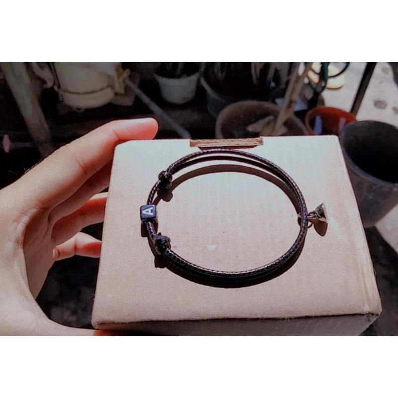 gelang inisial magnet A-Z / gelang inisial couple magnet / gelang magnet inisial