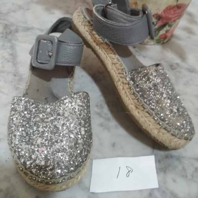 Sepatu sendal anak perempuan fashion merk Pazzion size 18