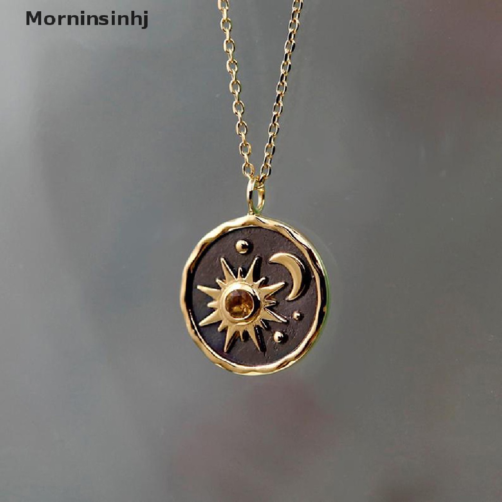 Kalung Liontin Matahari Bulan Bahan Stainless steel Gaya Vintage Untuk Wanita