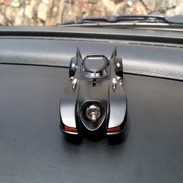 Parfume Pewangi Pengharum Mobil Parfum Pajangan Miniatur Mobil BATMOBILE SUPER CAR BATMAN