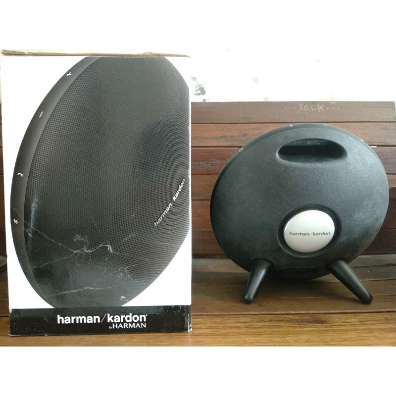 harman kardon onyx 3