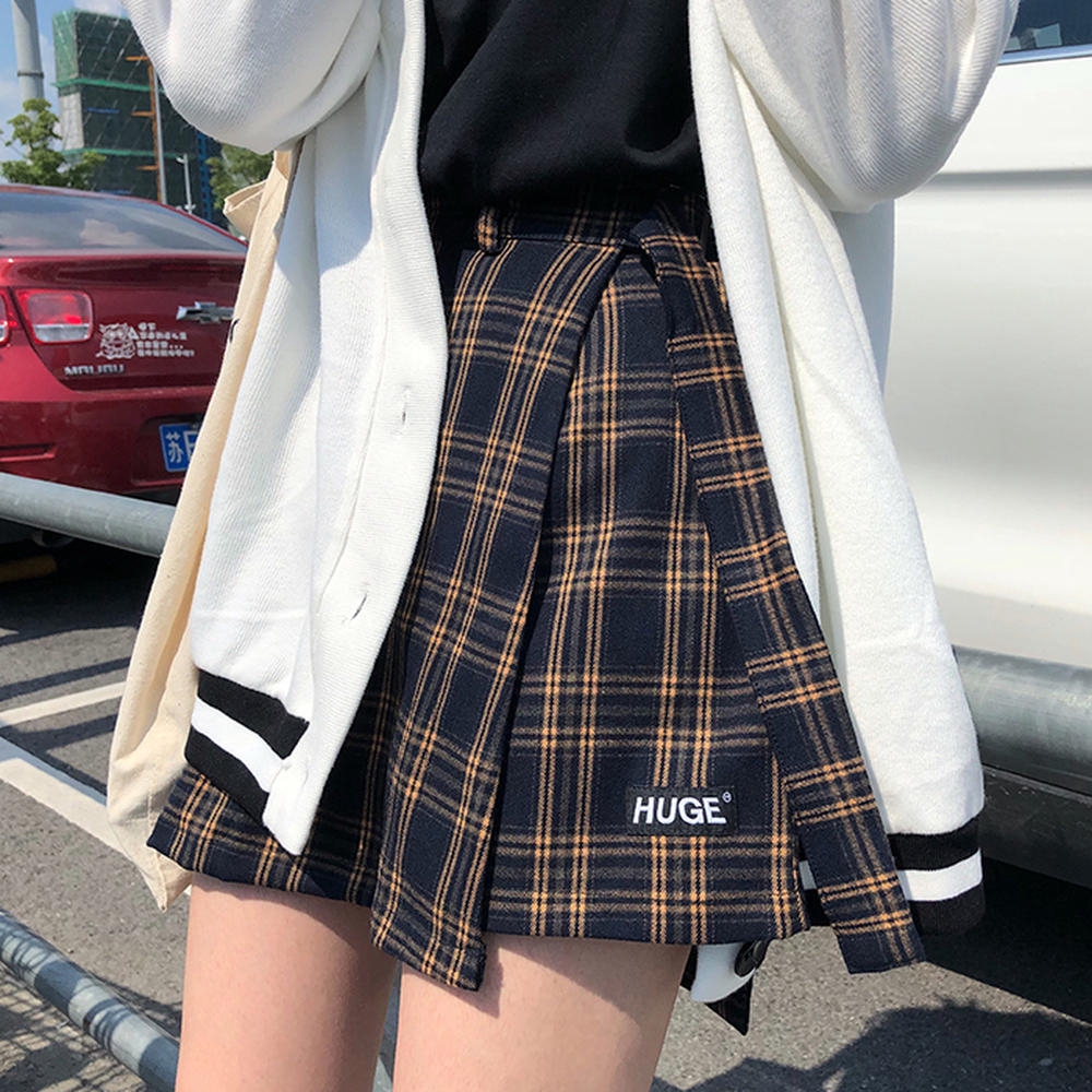 26088 With pants, irregular A-line skirt, plaid skirt, short skirt, shorts, culottes