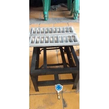 1 paket cetakan pukis+ kompor