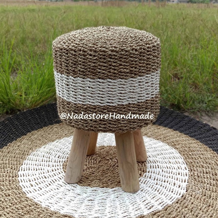 Stool, caffe, resto, teras, kursi jamur , stool anyaman , stool seagrass free ongkir .pulau Jawa