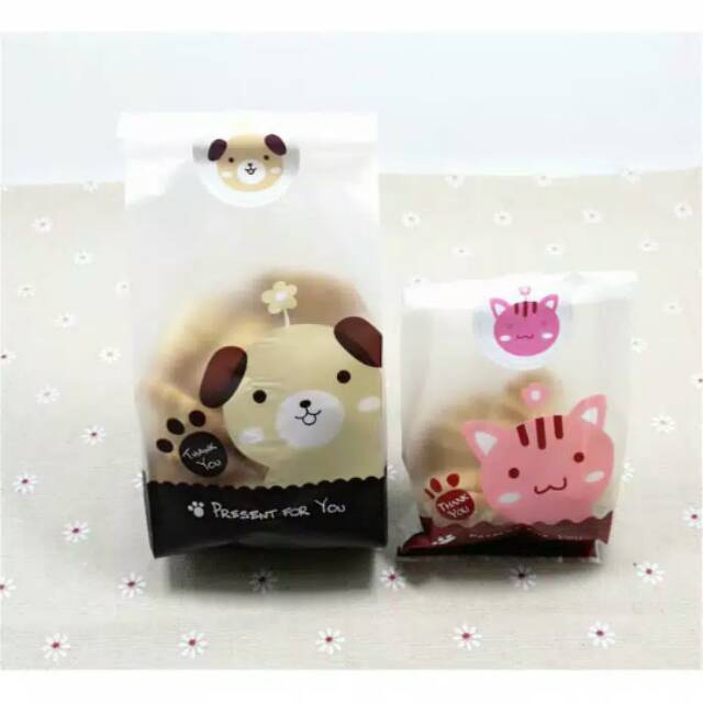 

PLASTIK SNACK SERBAGUNA D215