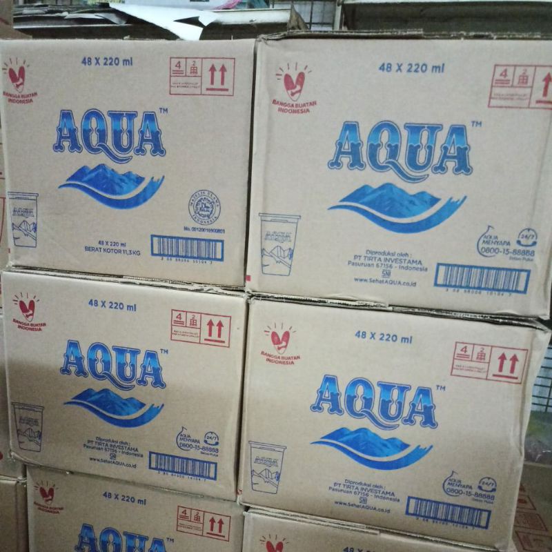 

Aqua Gelas 220ml isi 48psc