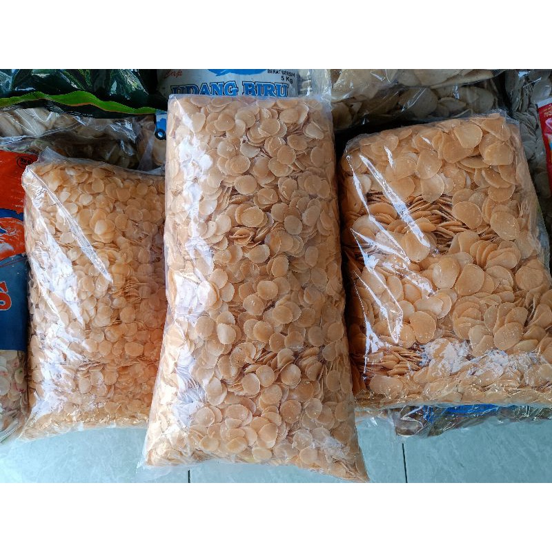 

Krupuk mentah | Krupuk seblak | Aneka krupuk mentah | Krupuk gado-gado