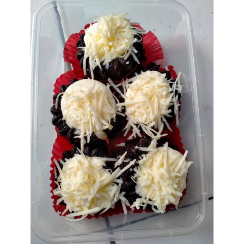 

Kue Putri Hipster (cheezycheese choco cake)