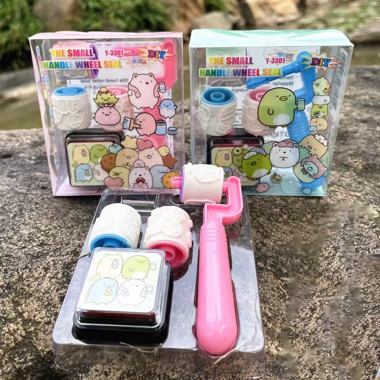 [1KG 28PCS] Kiddikiddo Stempel Roll Mainan Anak Karakter Roller Stamp Lucu Mainan Edukasi Handle Wheel Seal