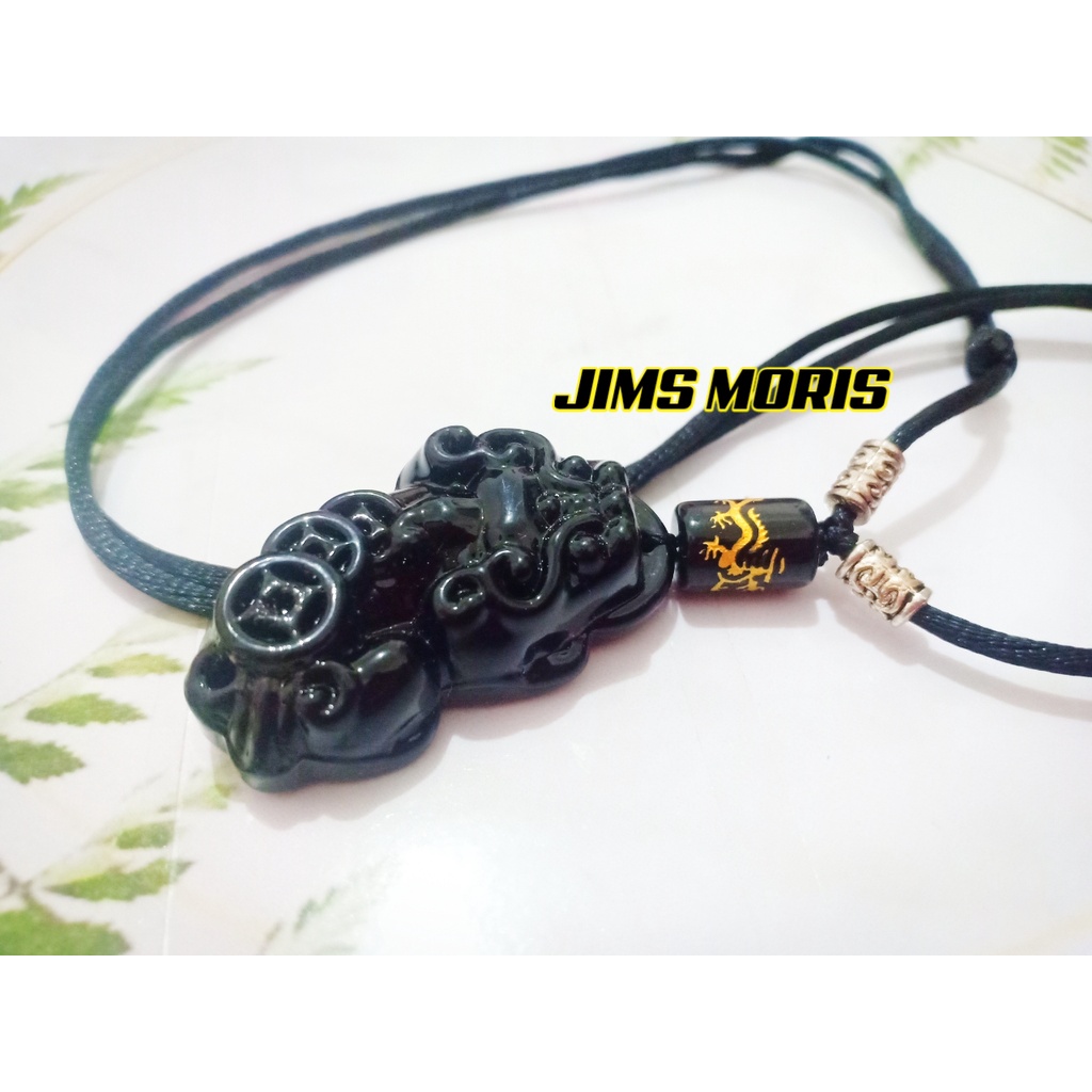 KALUNG LIONTIN BATU GIOK HITAM MOTIF NAGA