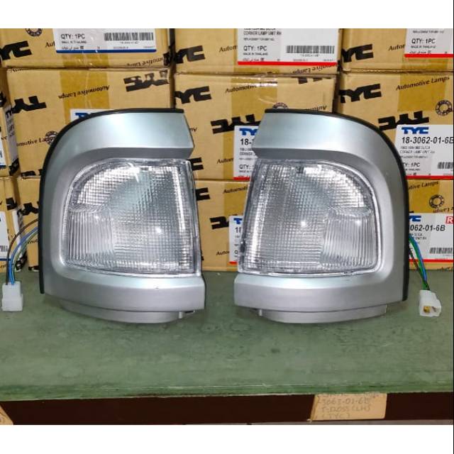 lampu sen sein depan Mitsubishi colt T120 ss T120SS putih bening variasi