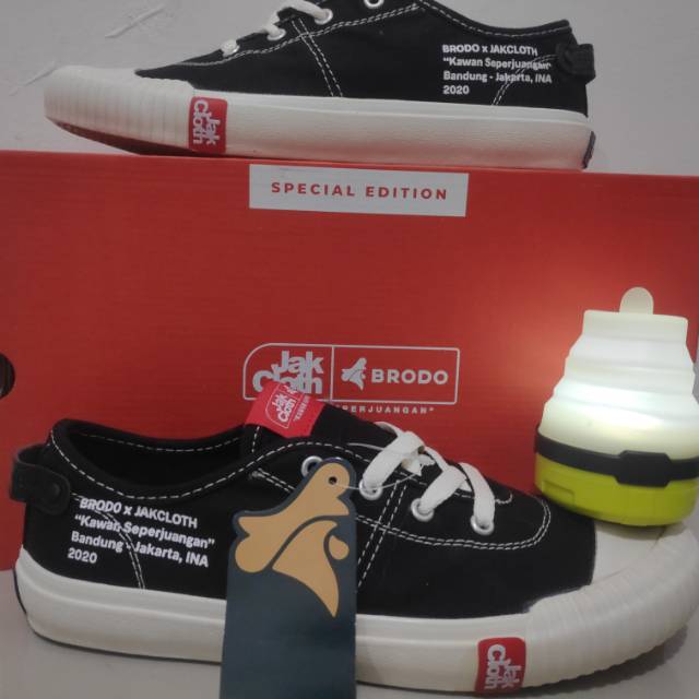 Sepatu Brodo x Jakcloth (Jakbro) Size 42