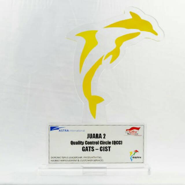 plakat penghargaan,plakat akrilik,plakat murah,plakat wisuda,plakat wedding,trophy penghargaan