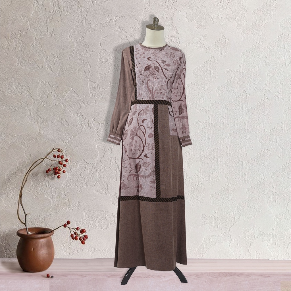 Batik Trusmi Hafiyan Gamis Batik Motif Tanahan