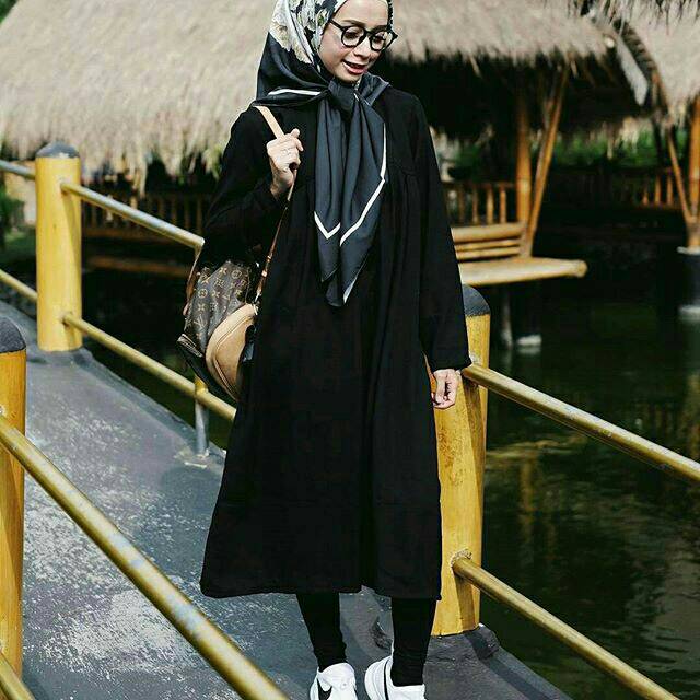 Zaila Midi Dress Baju Pakaian Terusan Merk Sarrael