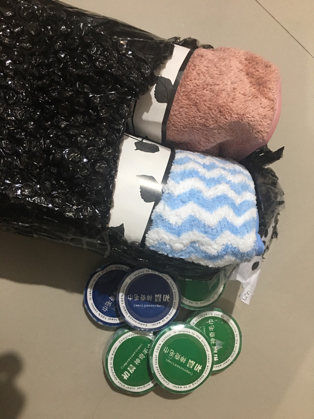 3pc Magic Towel / Handuk Press Uk Besar Untuk Sepedaan Olahraga Traveling Lap Meja Lap Tangan