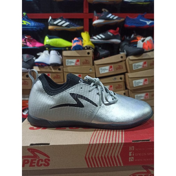 OBRAL SEPATU FUTSAL SPECS CYANIDE BOA 19 IN